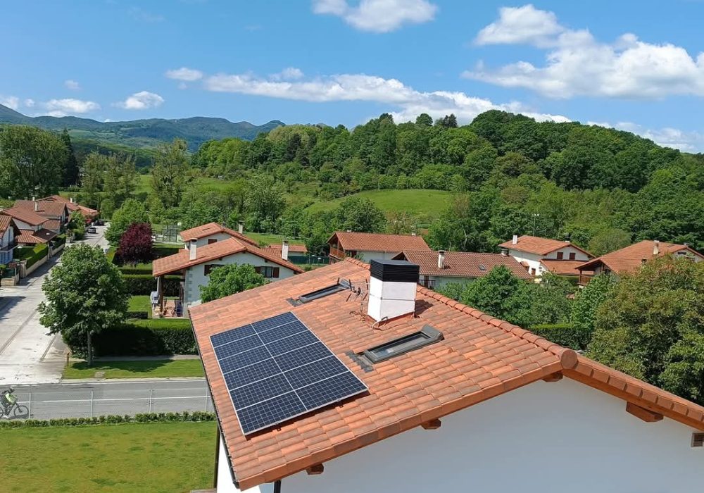 1000083435 Instalador de paneles solares en Pamplona